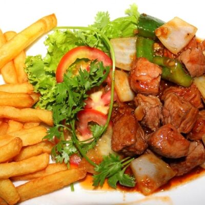 BÒ LÚC LẮC KHOAI TÂY / PHẦN