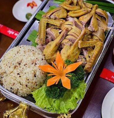 VỊT TRỜI XÔNG HƠI / CON